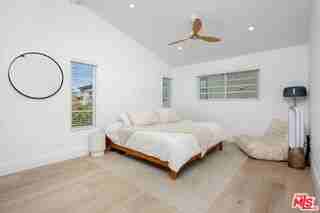 107 S Flores St #1-4 - Photo 6 of 8