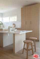 6541 De Longpre Ave #1-2 - Photo 7 of 8