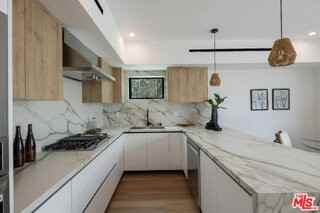2001 Bellevue Ave - Photo 3 of 8