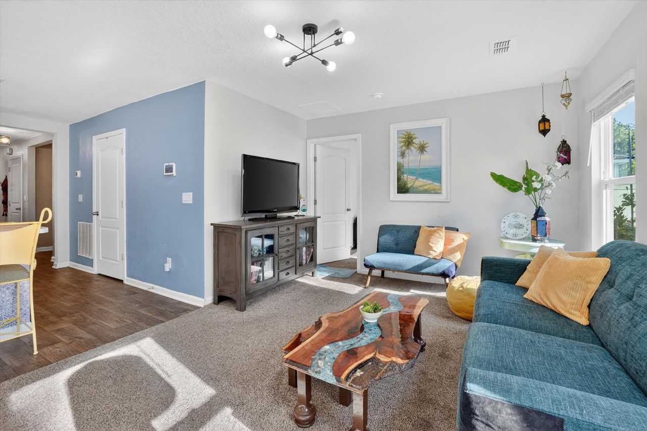 430 Falcon Ridge Rd #1 - Photo 5 of 50