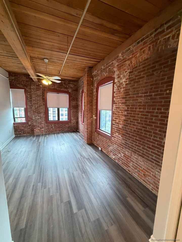 67 Washington St #504P - Photo 6 of 28