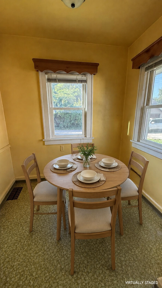 1417 W Gilbert St - Photo 5 of 10