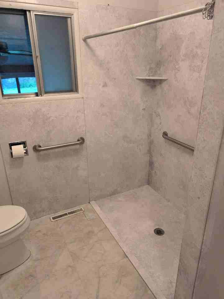 516 W Main St #1 - Photo 4 of 21