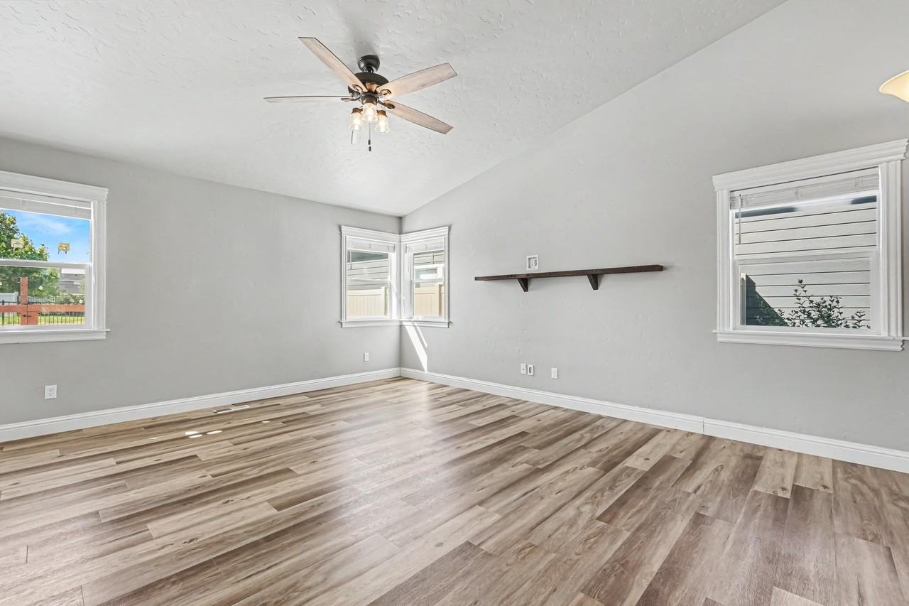 1273 E Timber Trail Dr #1 - Photo 6 of 30