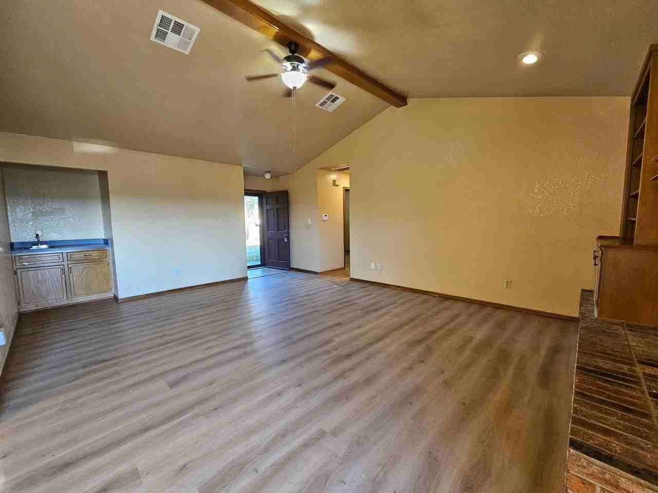 1204 Burkshire Ter - Photo 2 of 18