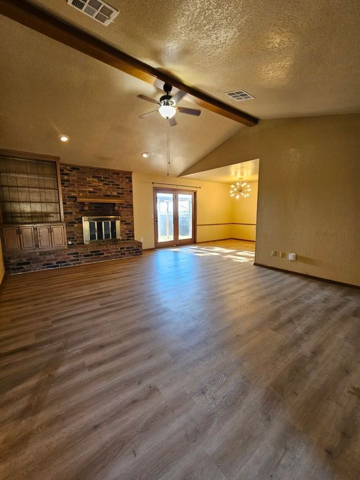 1204 Burkshire Ter - Photo 3 of 18