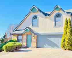 featured image of 4400 Adam Ave
