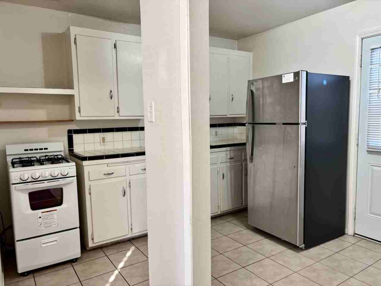 3505 Vail Ave SEUnit A #A - Photo 3 of 16