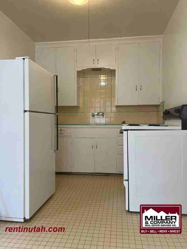 813 E 100 S #2 - Photo 5 of 9