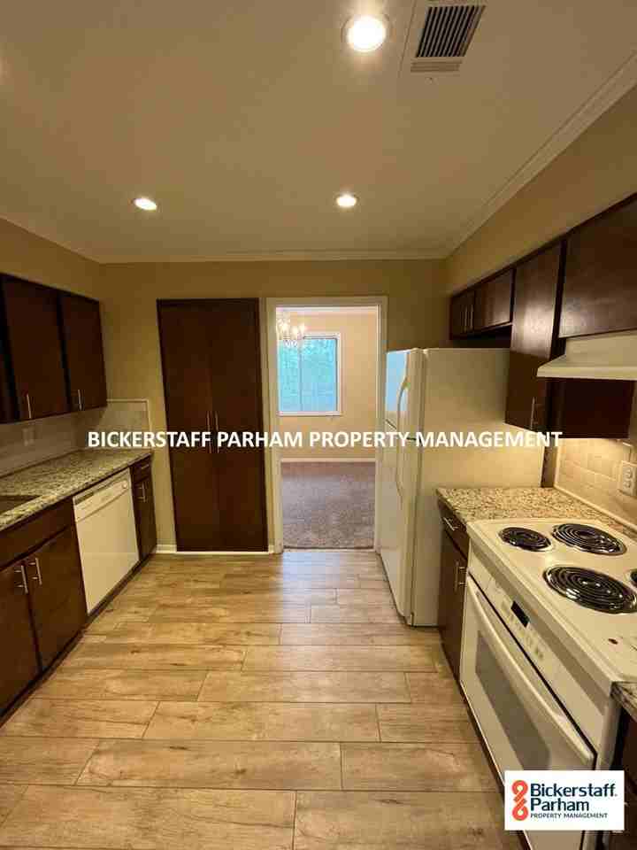 4312 Old Macon Rd #8 - Photo 3 of 23