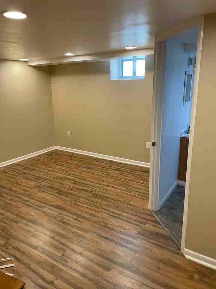1126 Wedgewood Rd - Photo 7 of 19