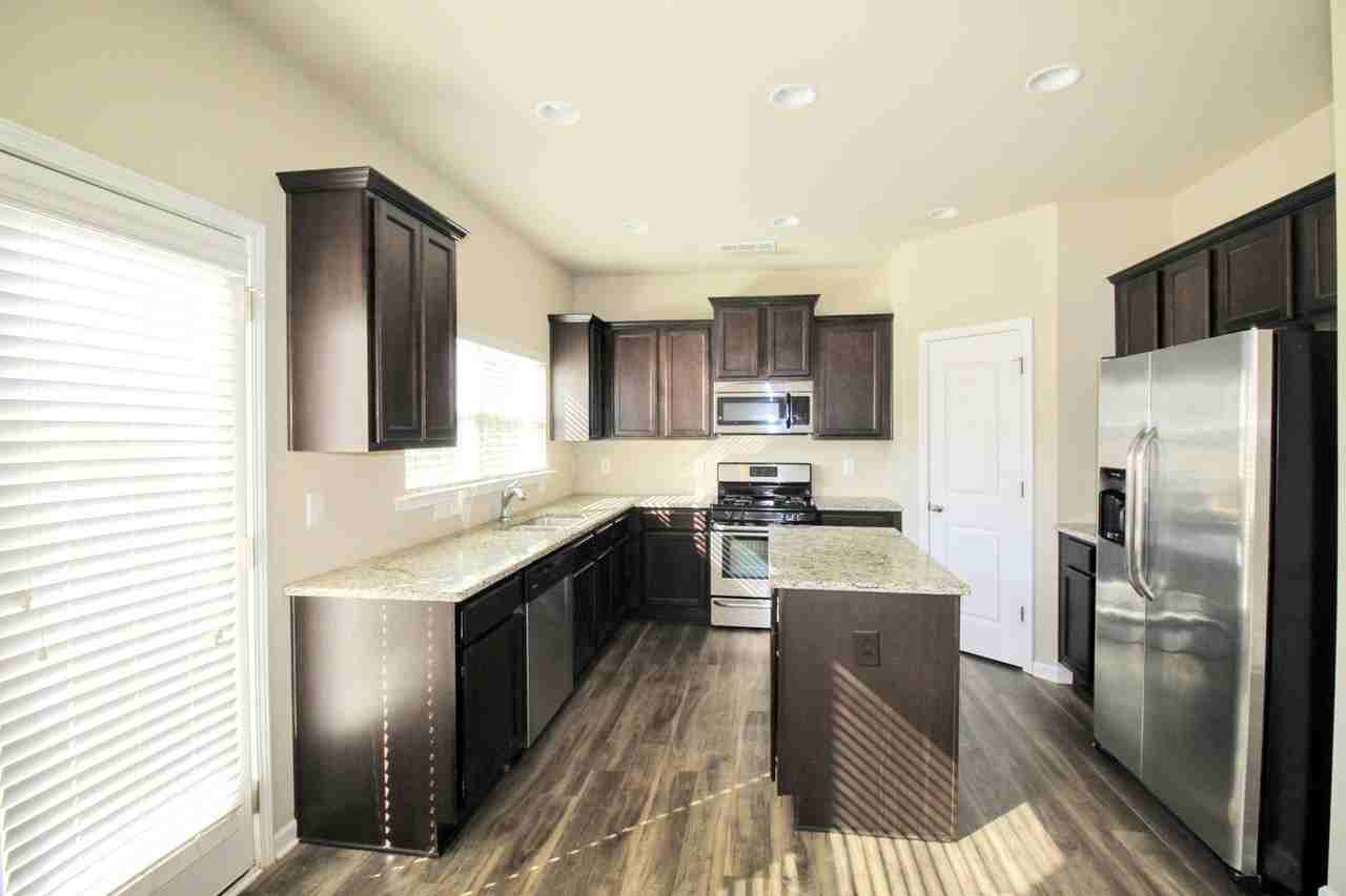 12 Crown Dr - Photo 3 of 20