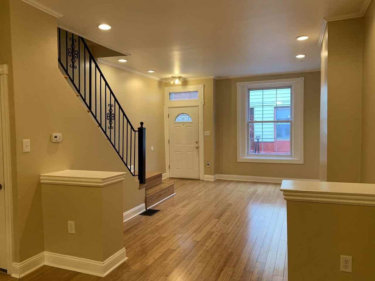 1545 N Newkirk St - Photo 2 of 37