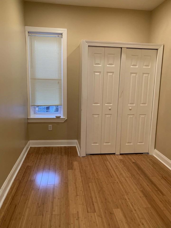 1545 N Newkirk St - Photo 5 of 37