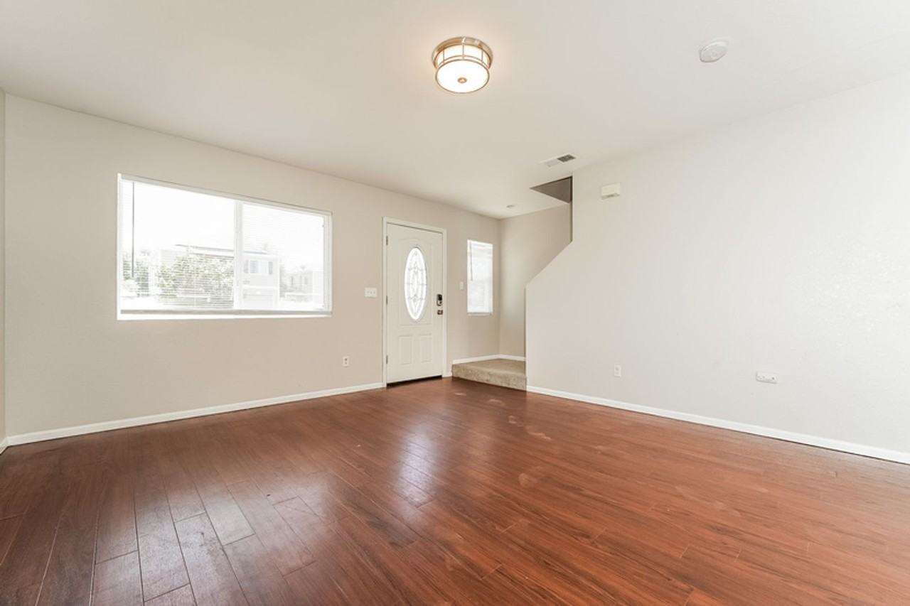 4745 Andes St - Photo 5 of 22