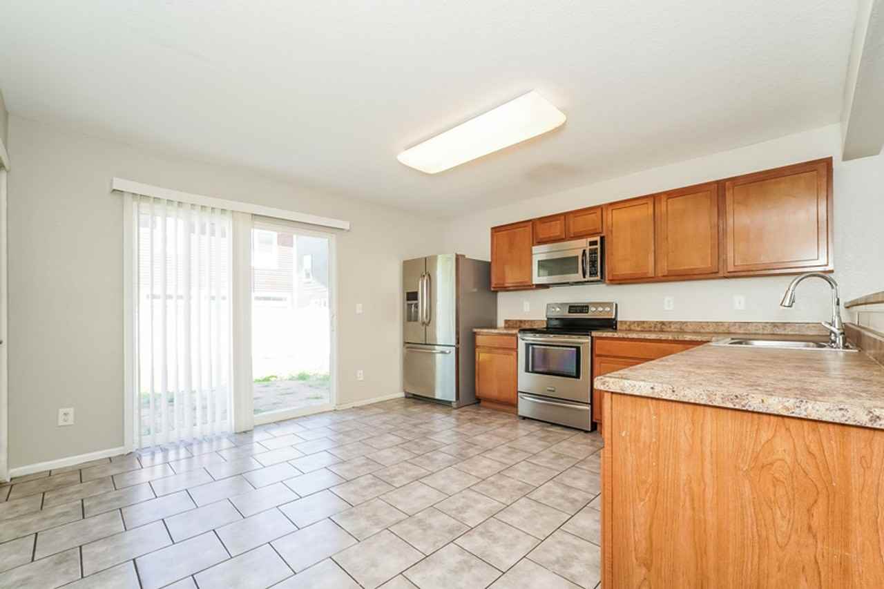4745 Andes St - Photo 6 of 22