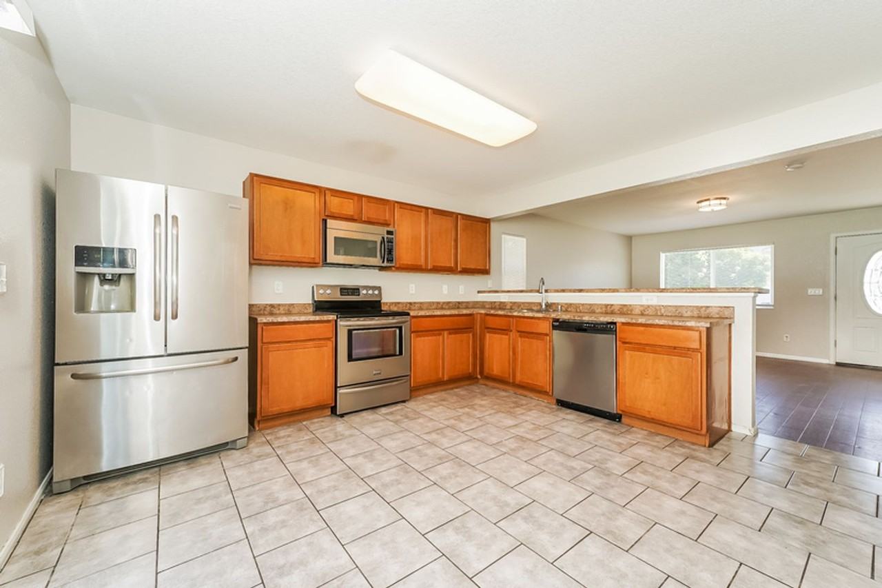 4745 Andes St - Photo 7 of 22