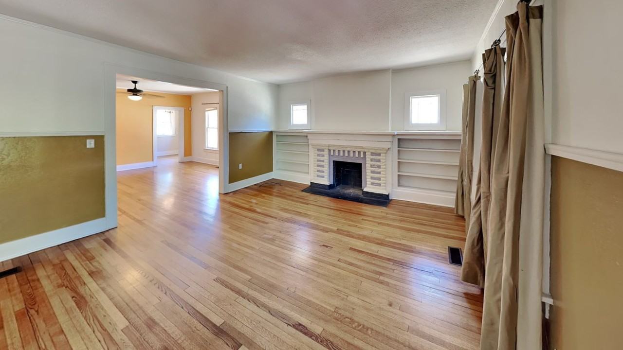 204 Nw 22nd St - Photo 7 of 24