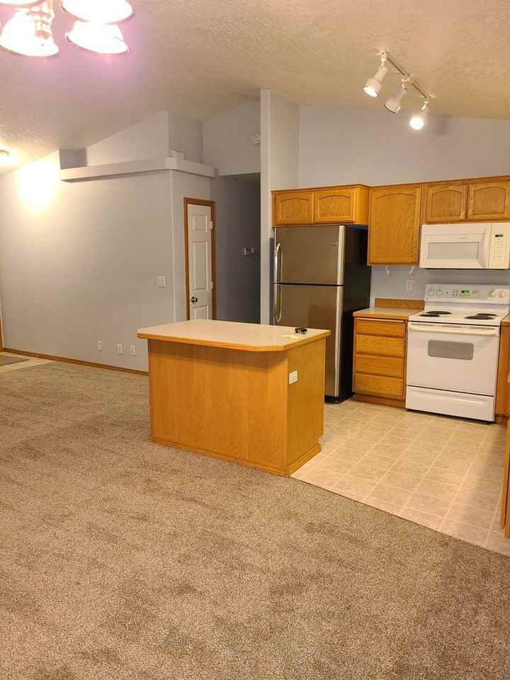 5027 W Lemonwood Ln - Photo 5 of 18