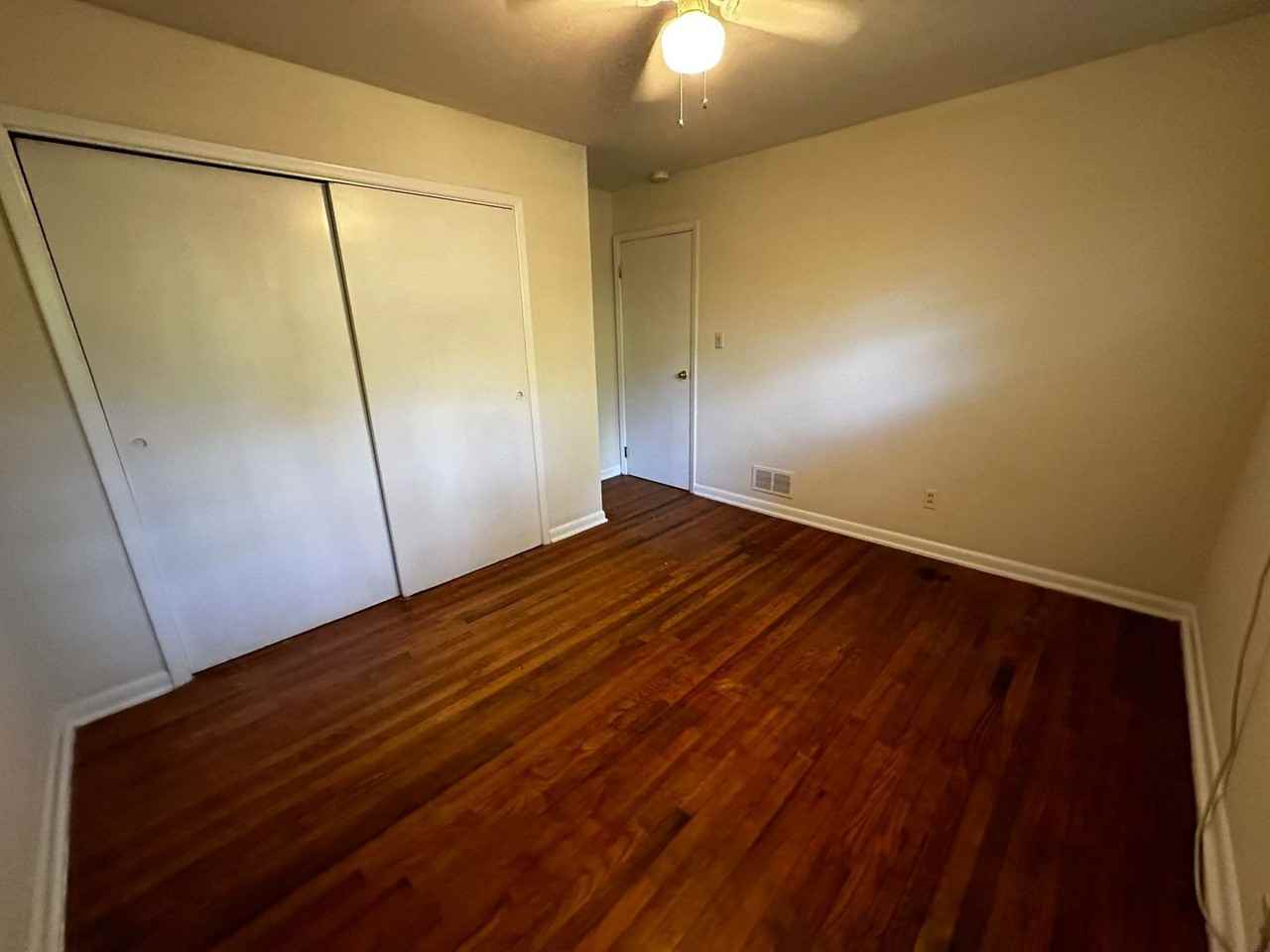 353 Morton Ave - Photo 7 of 10