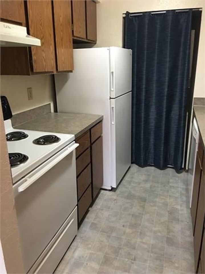 270 Se Barrington Dr Apt A203 - Photo 2 of 9