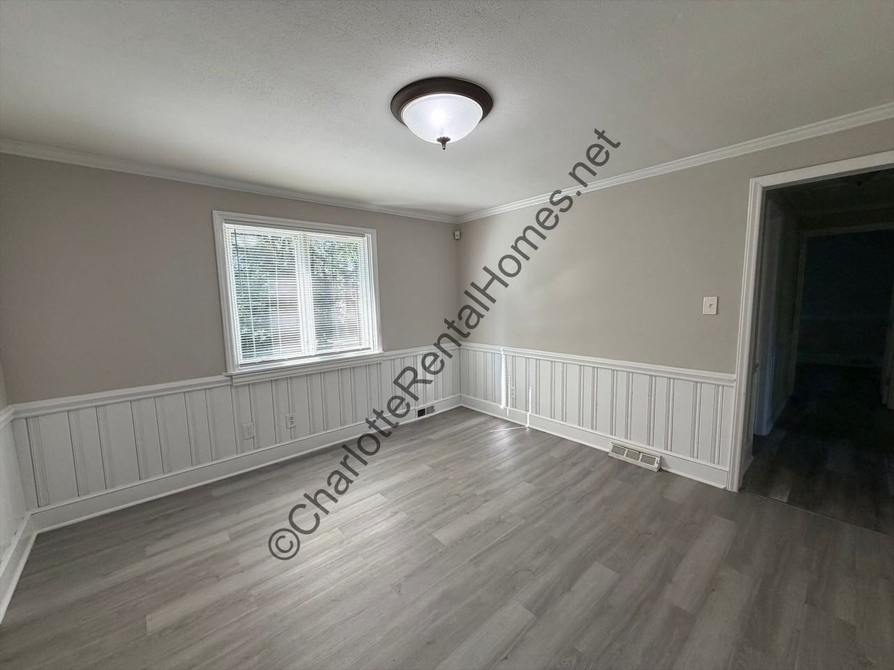 2116 Tarlton Dr - Photo 4 of 14