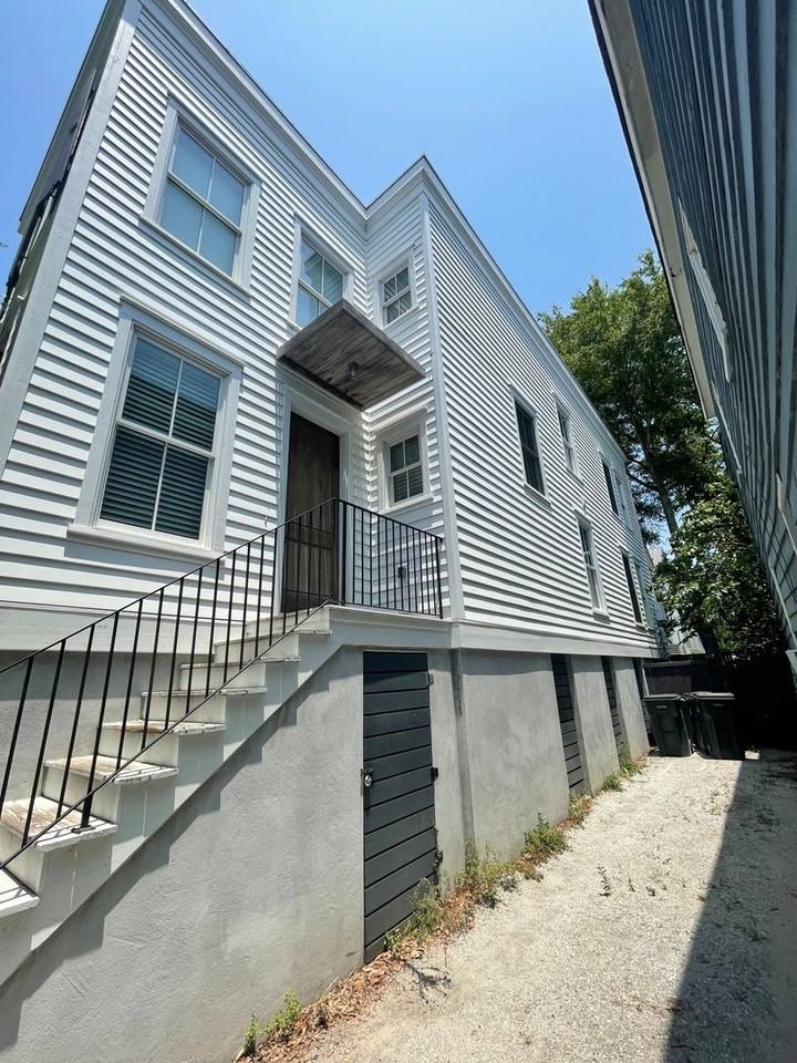 56 America St - Photo 2 of 7