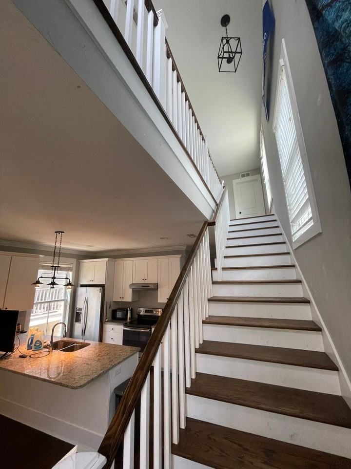 56 America St - Photo 5 of 7