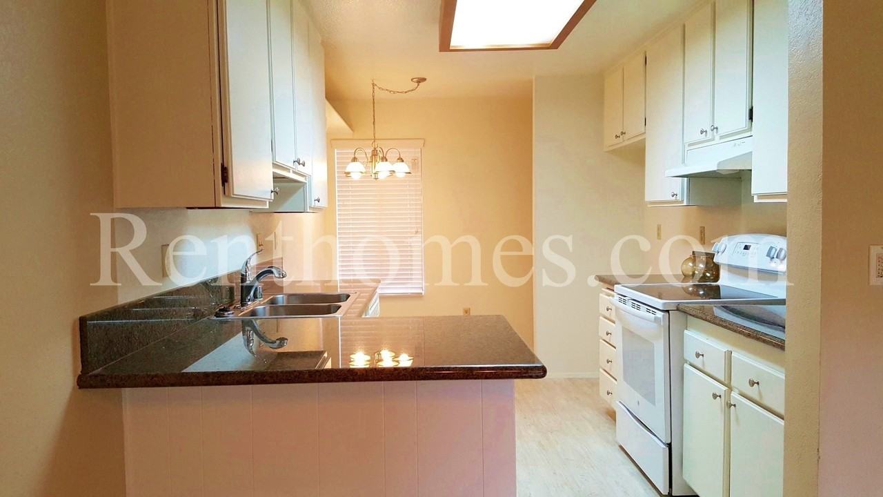 9725 Caminito Doha - Photo 5 of 22