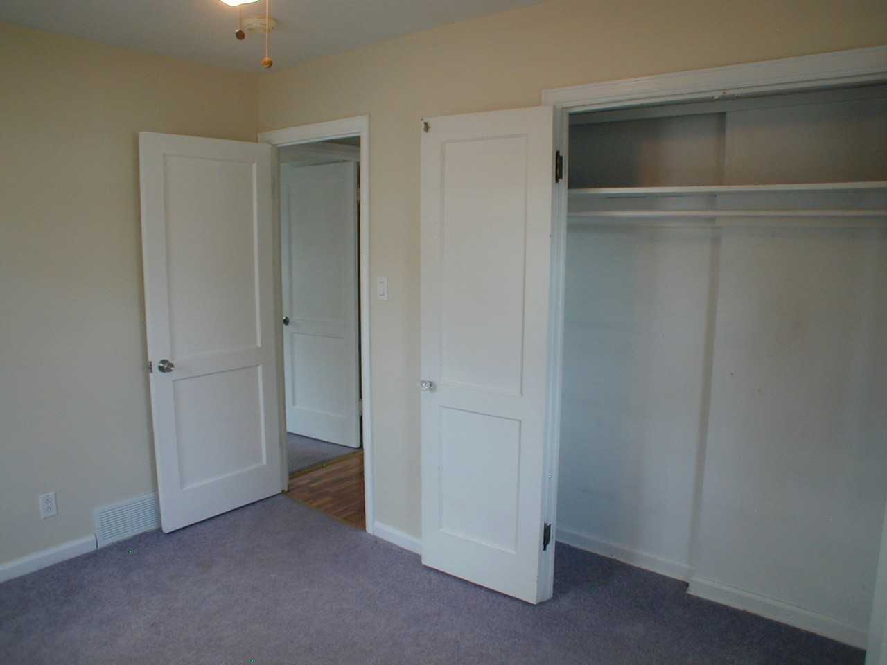 3615 Alexander Ave - Photo 6 of 20