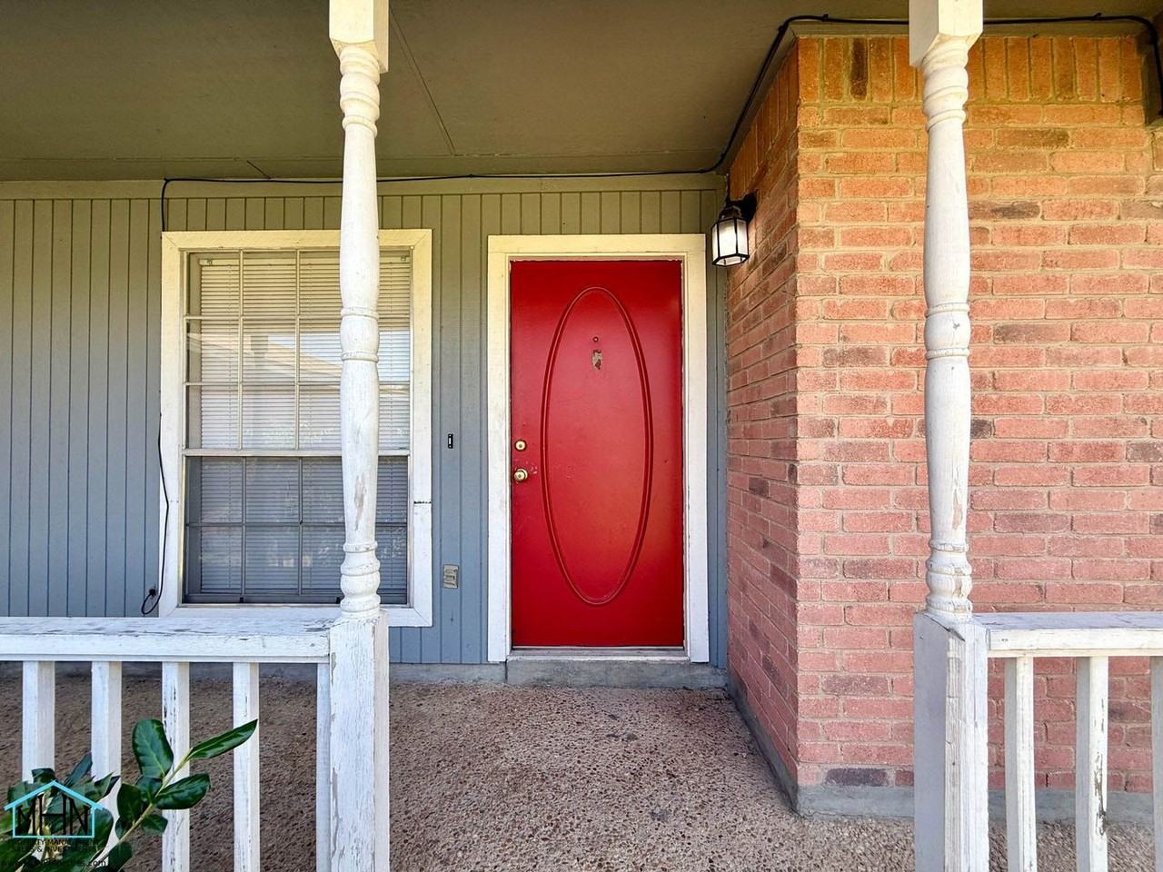 5230 Gawain Dr - Photo 2 of 18