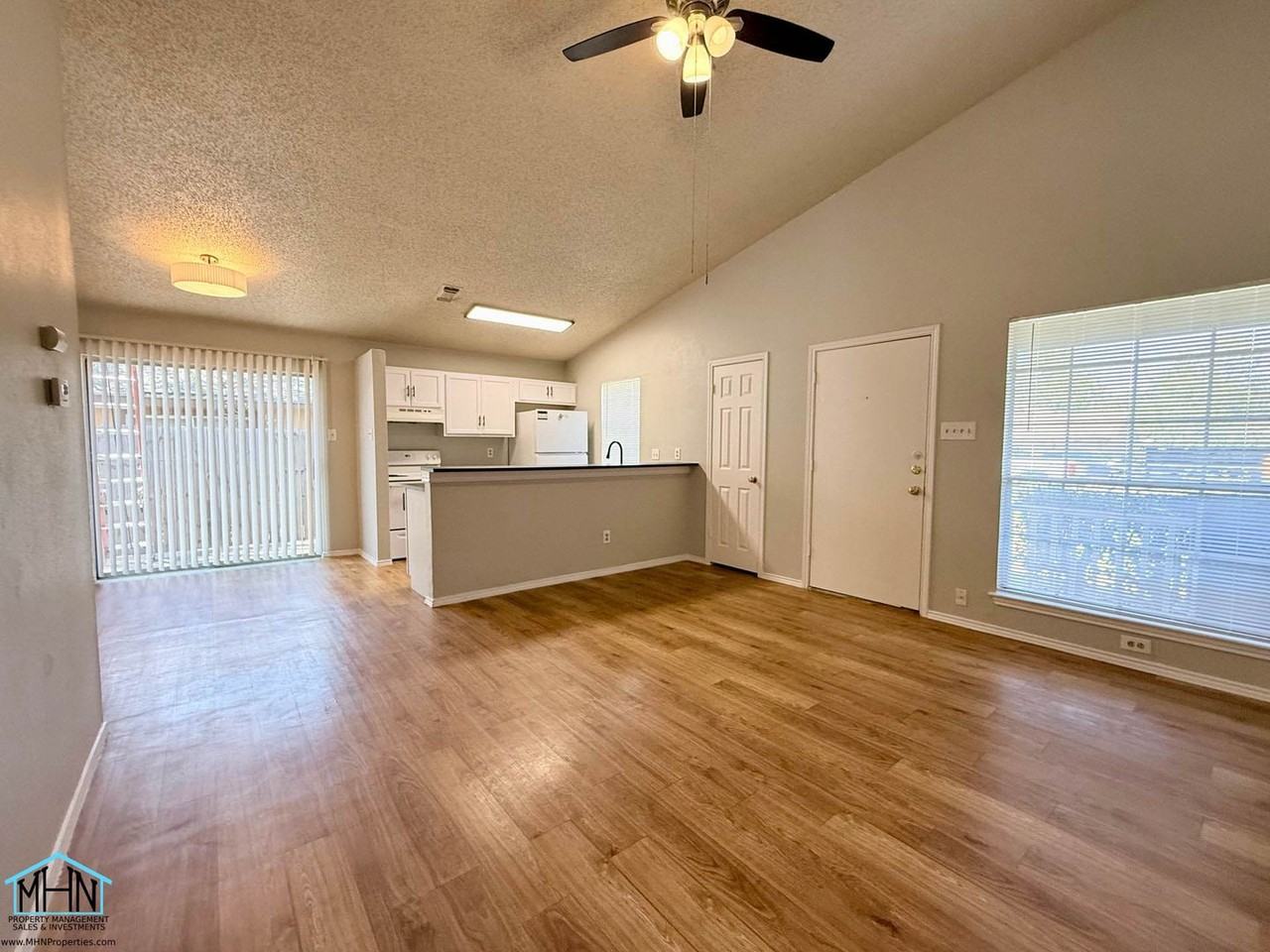 5230 Gawain Dr - Photo 7 of 18
