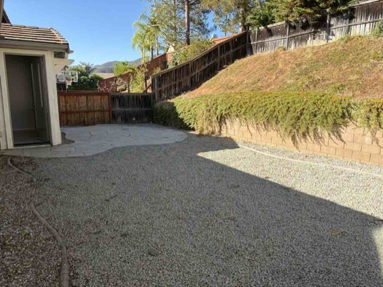37771 Spruce Ct - Photo 3 of 16
