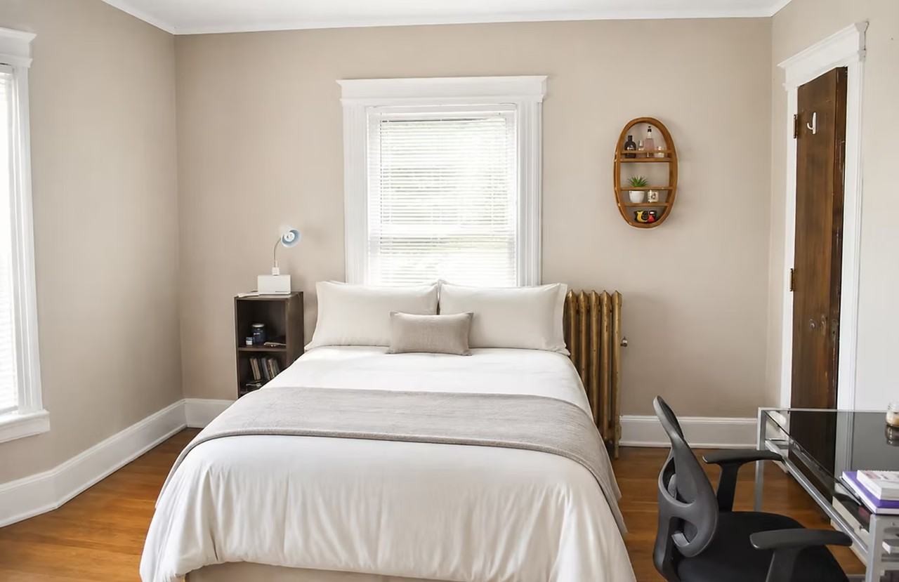 111 Chestnut St - Photo 3 of 9