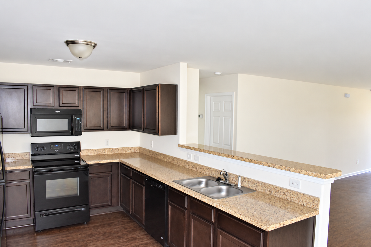 7 Millie Ct - Photo 5 of 26