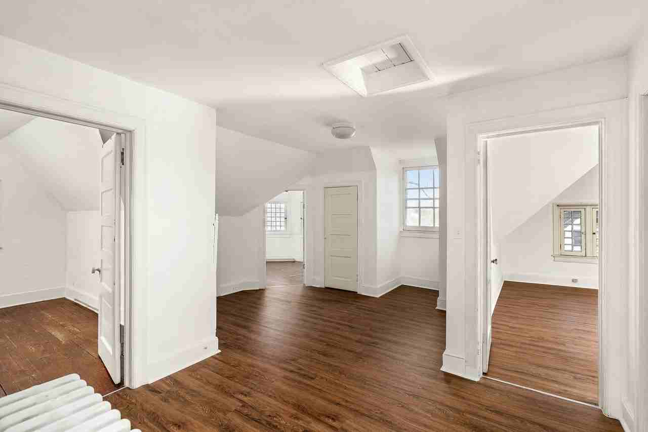 29 Wiggins St - Photo 6 of 22