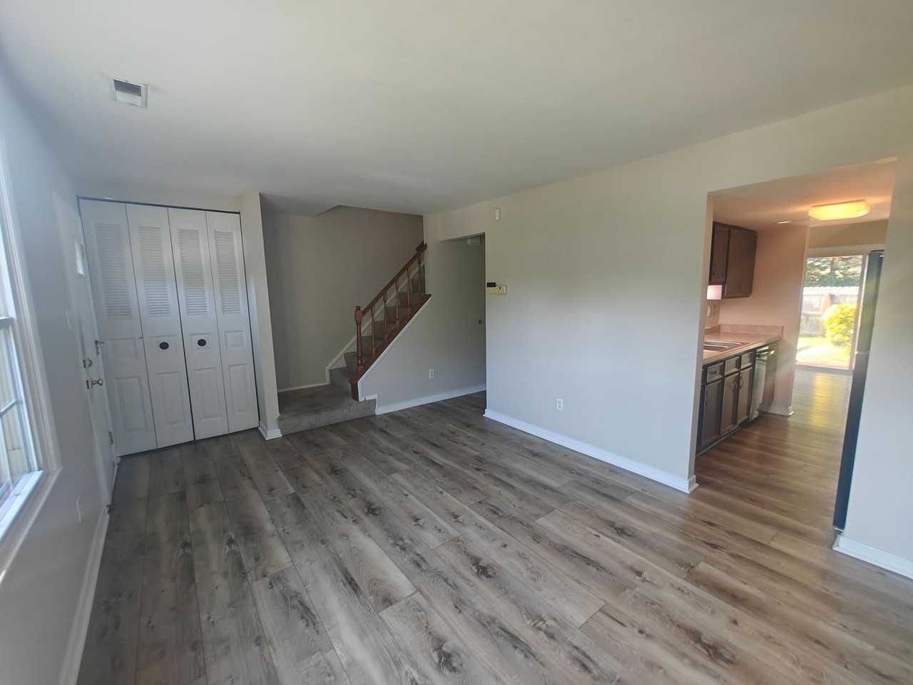 9321 Gildenfield Ct - Photo 7 of 15