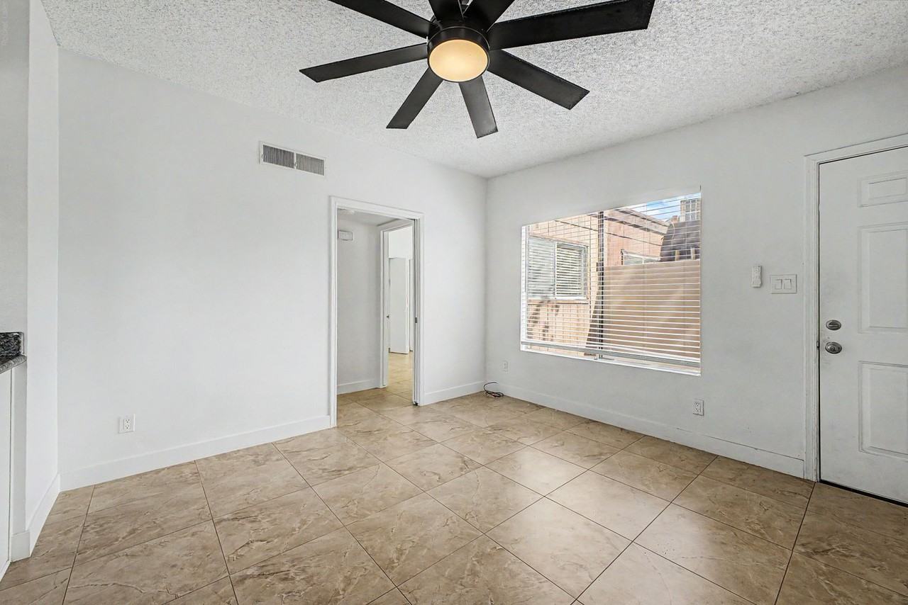 1297 W 5th St - Photo 5 of 29