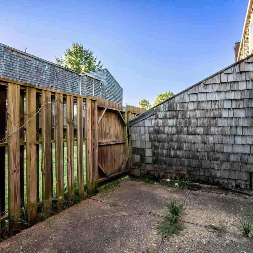 3305 Bridge Manor Dr - Photo 6 of 29