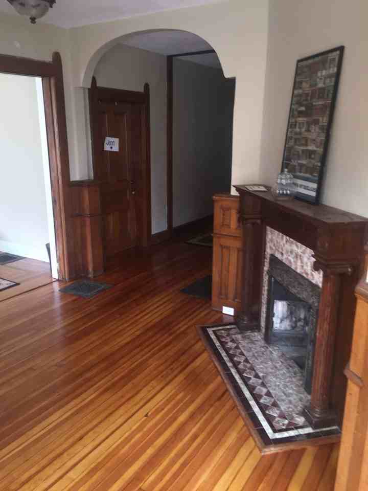 79 Chapin - Photo 4 of 7