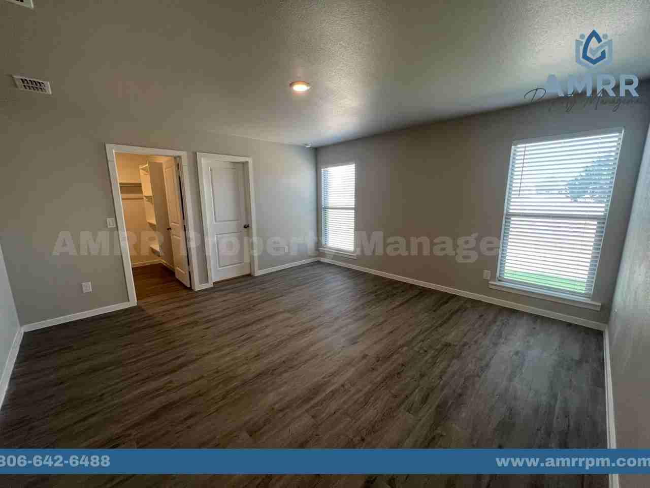 2023 Kenwood Ave - Photo 6 of 17