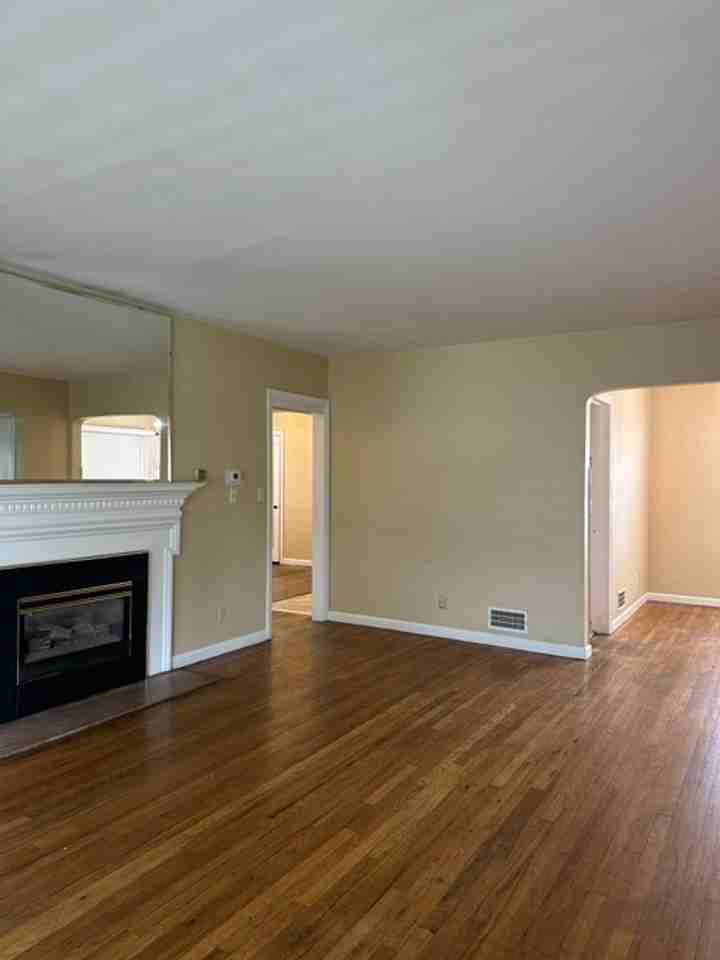 106 S 13th Ave - Photo 4 of 15
