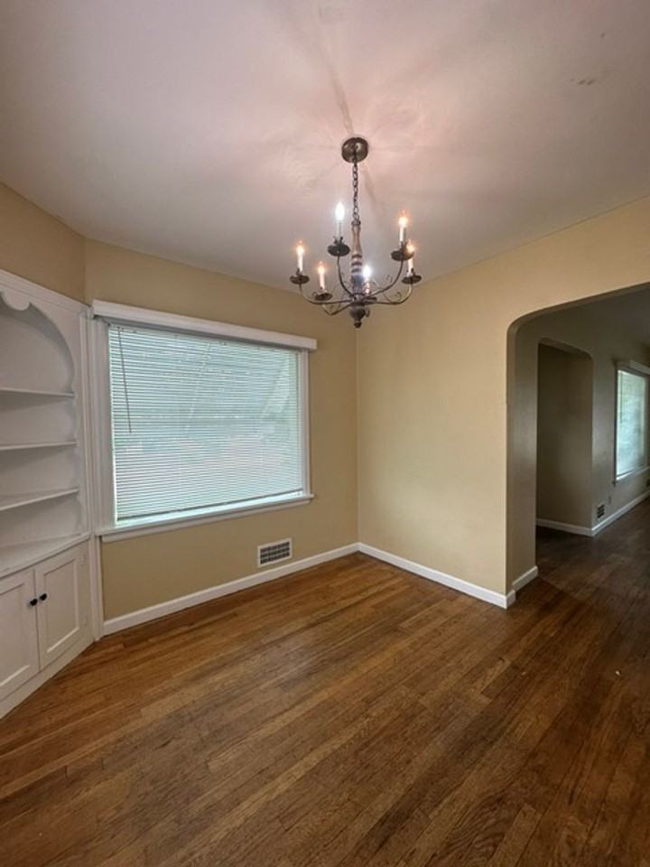106 S 13th Ave - Photo 5 of 15