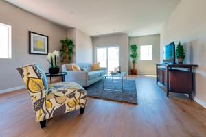featured image of 1636 Grand Ave