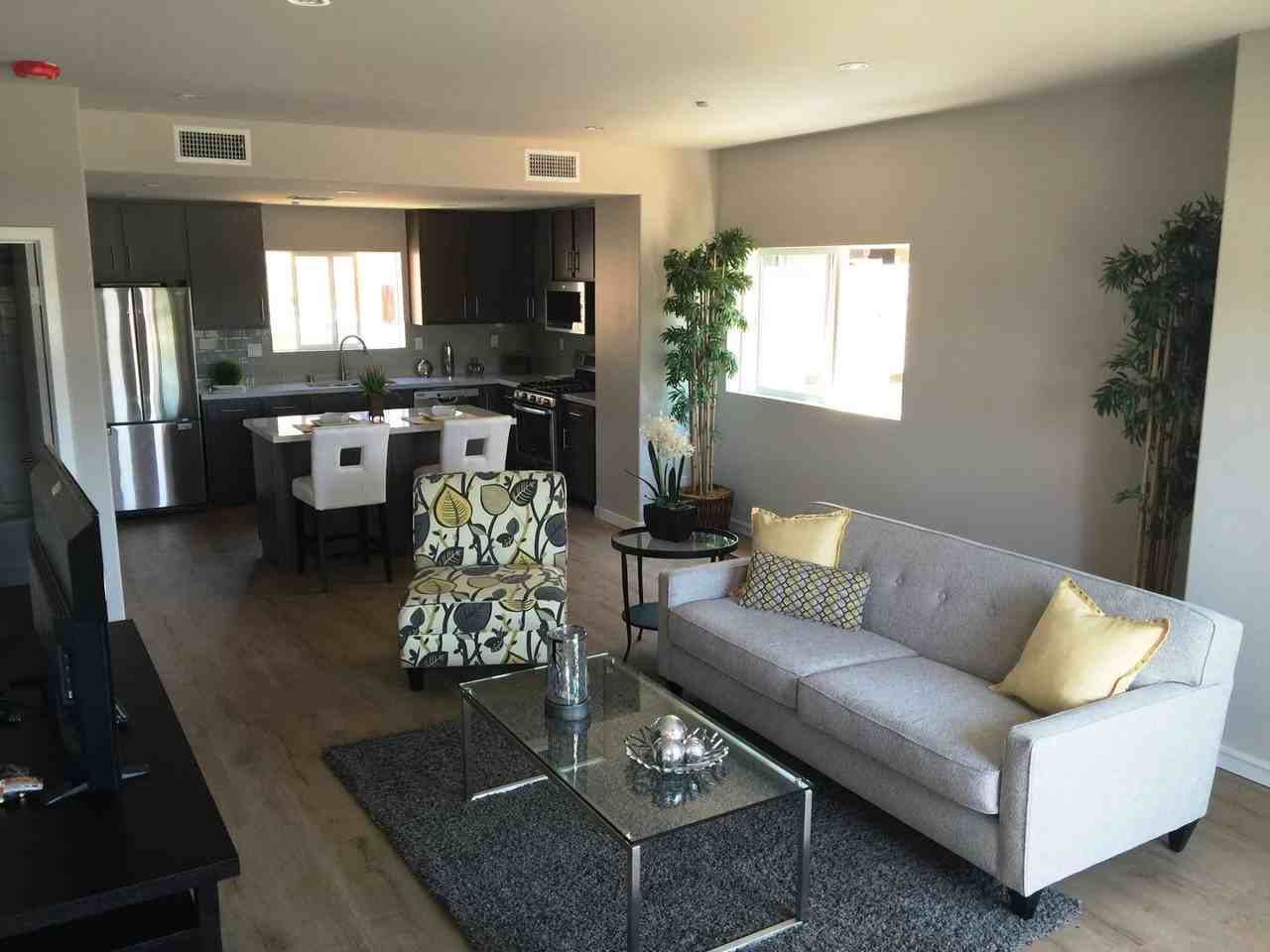 Luxury Townhomes located in the heart of Pacific Beach - Photo 4 of 5