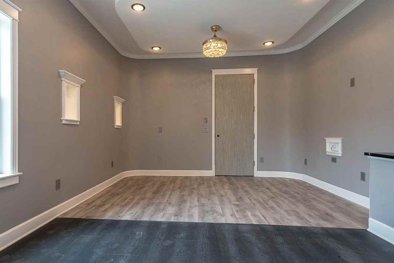 1801 Rosenberg - Photo 6 of 35