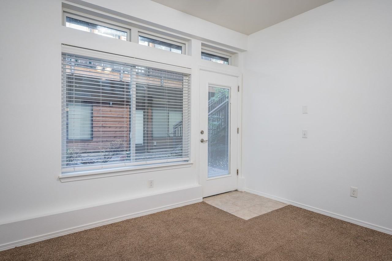 455 NE 24th Ave - Photo 7 of 13