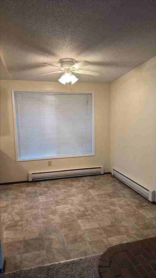 6163 Shamrock Rd - Photo 4 of 16