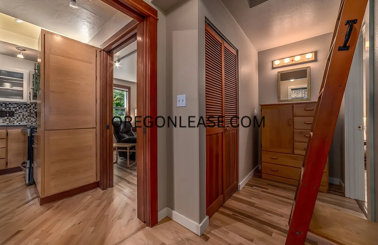 91239 N Harrison St - Photo 3 of 19