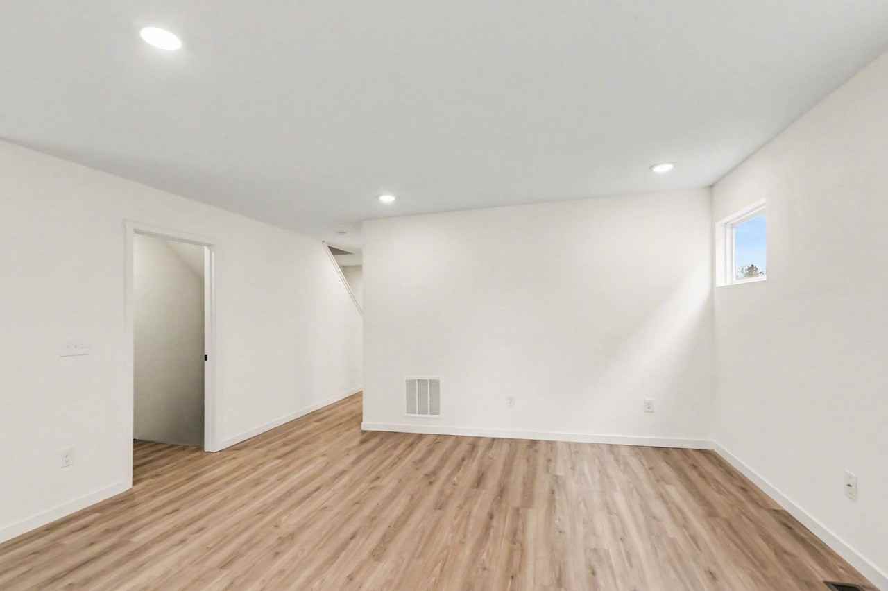 6127 Tigris Ave - Photo 5 of 25